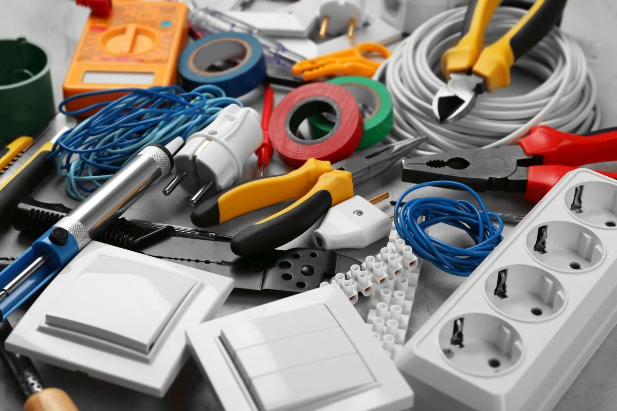 Master Electrician Tools for service in Weston 