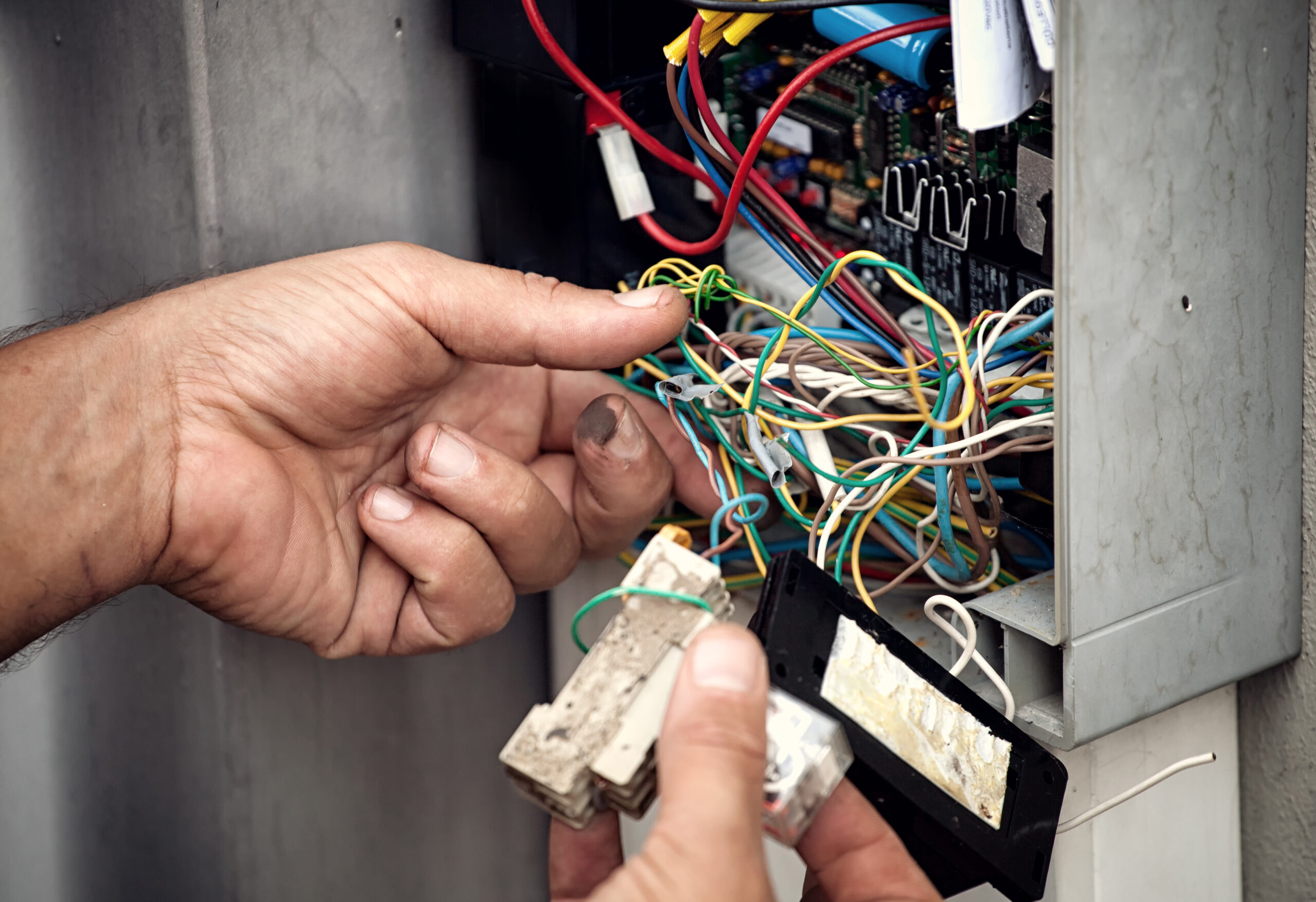 Circuits Needing Circuit Breaker Repair in Fort Lauderdale